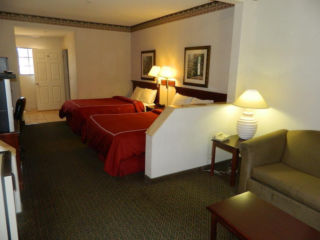 Capital Suites Блайт Экстерьер фото